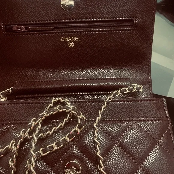🔥🔥 Chanel Merlot wine Quilted Crossbody Bag Wallet on chain Vegan leather - Picture 4 of 7